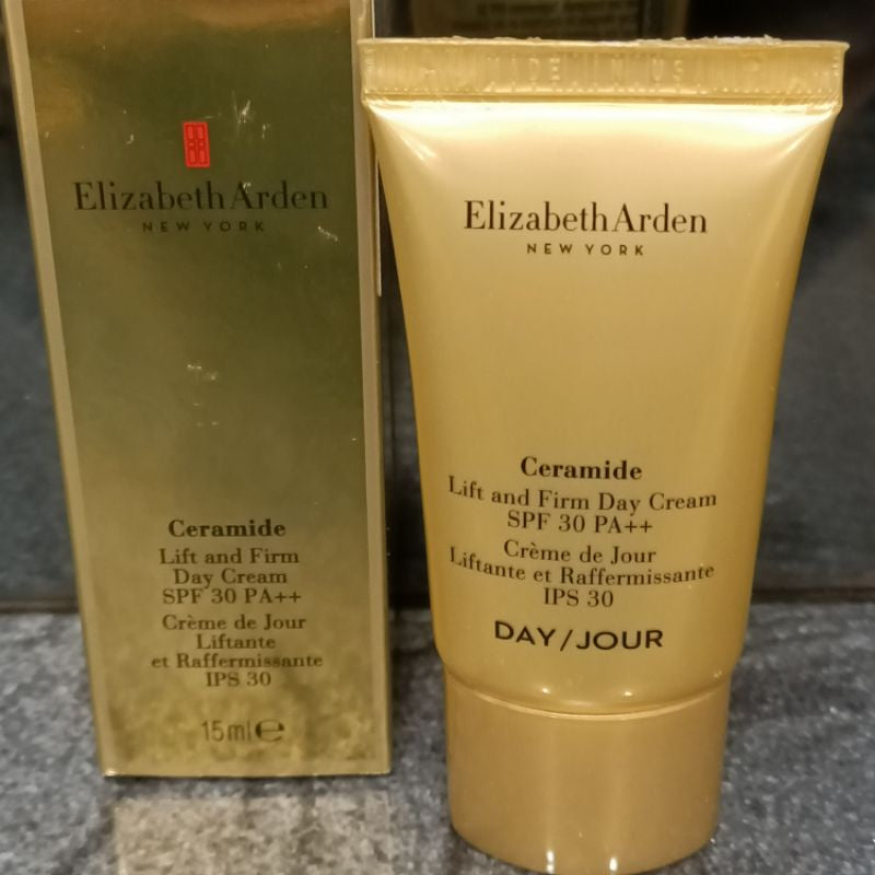 Elizabeth Arden Lift and Firm Day Cream