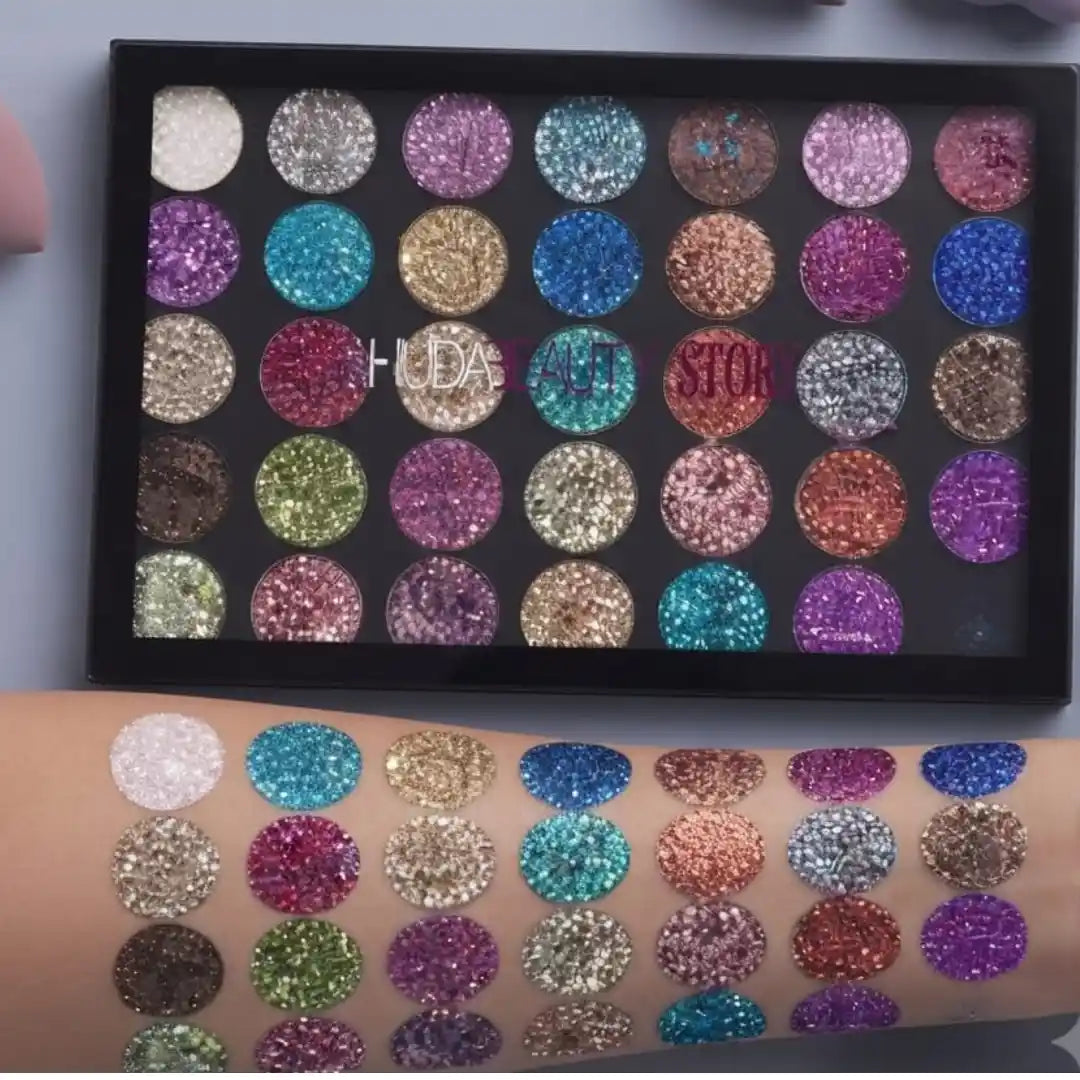 Huda Beauty Story 35W Second Nature Eyeshadow Palette