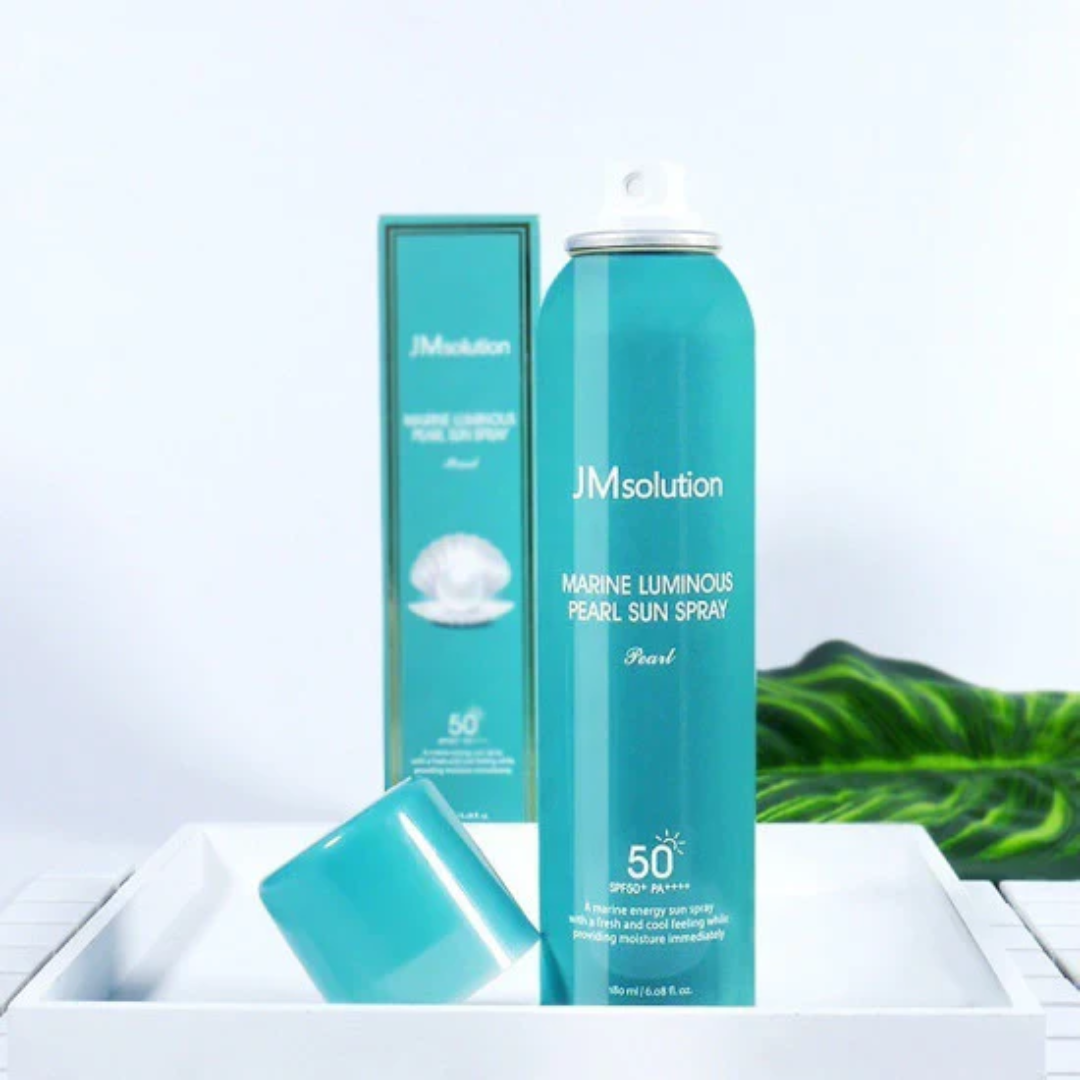 JM Solution Sun Spray is a broad-spectrum Sunblock spray