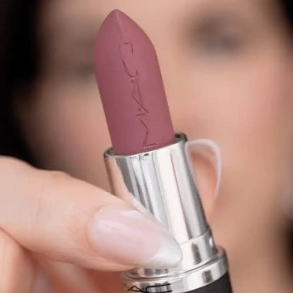 MAC Lipstick Cyber shade