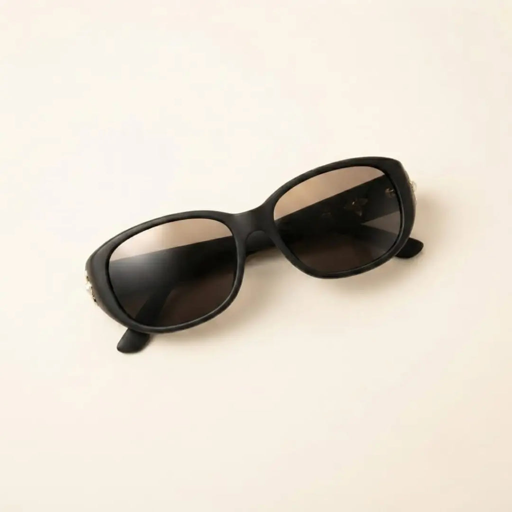 Black, oval-shaped sunglasses