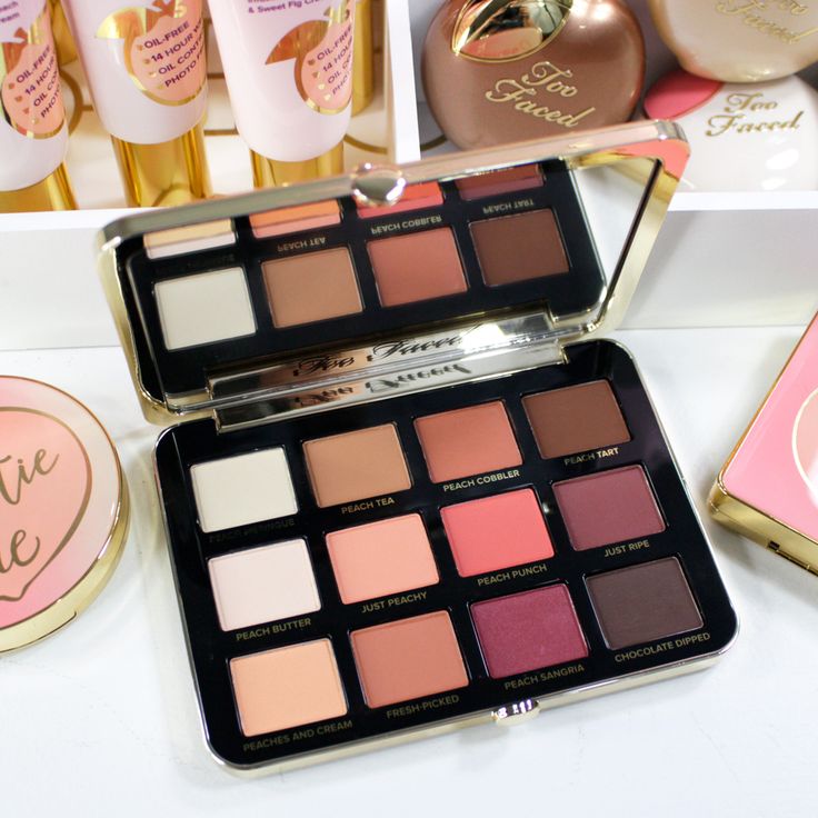 Too Faced Just Peach Matte  Eyeshadow Palette