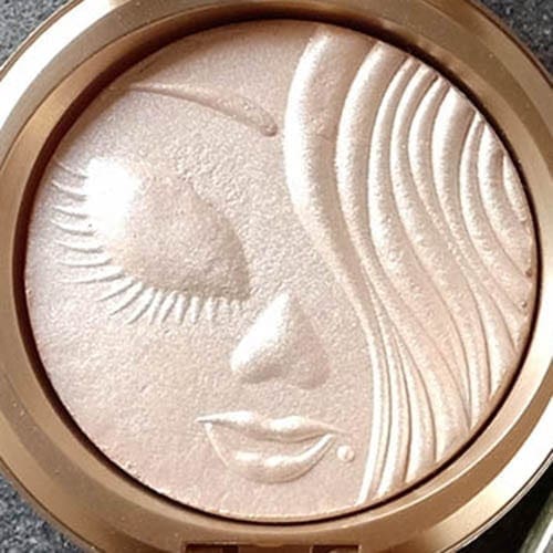 Mac Mariah Chrey Highlighter
