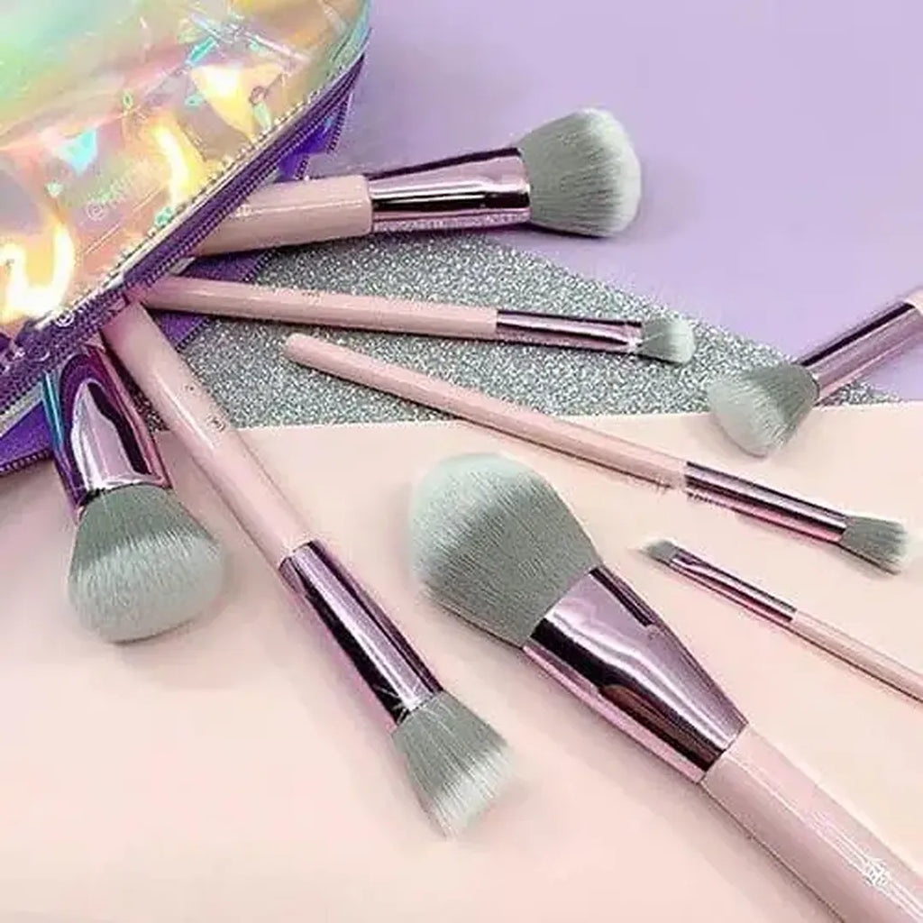 BH Cosmetics Opallusion Dreamy 8 Piece Brush Set