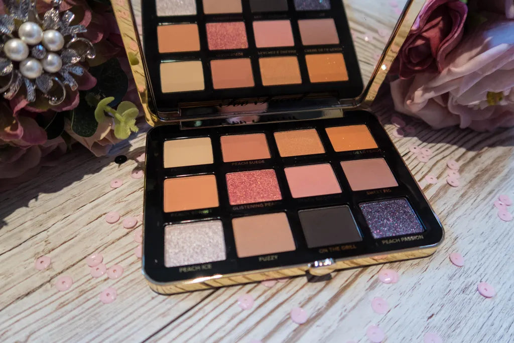 Too Faced White Peach Eyeshadow Palette
