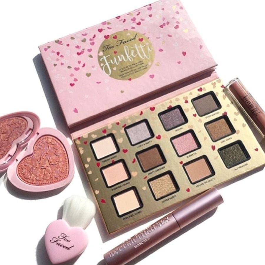 Too Faced Fun felt  Eyeshadow Palette