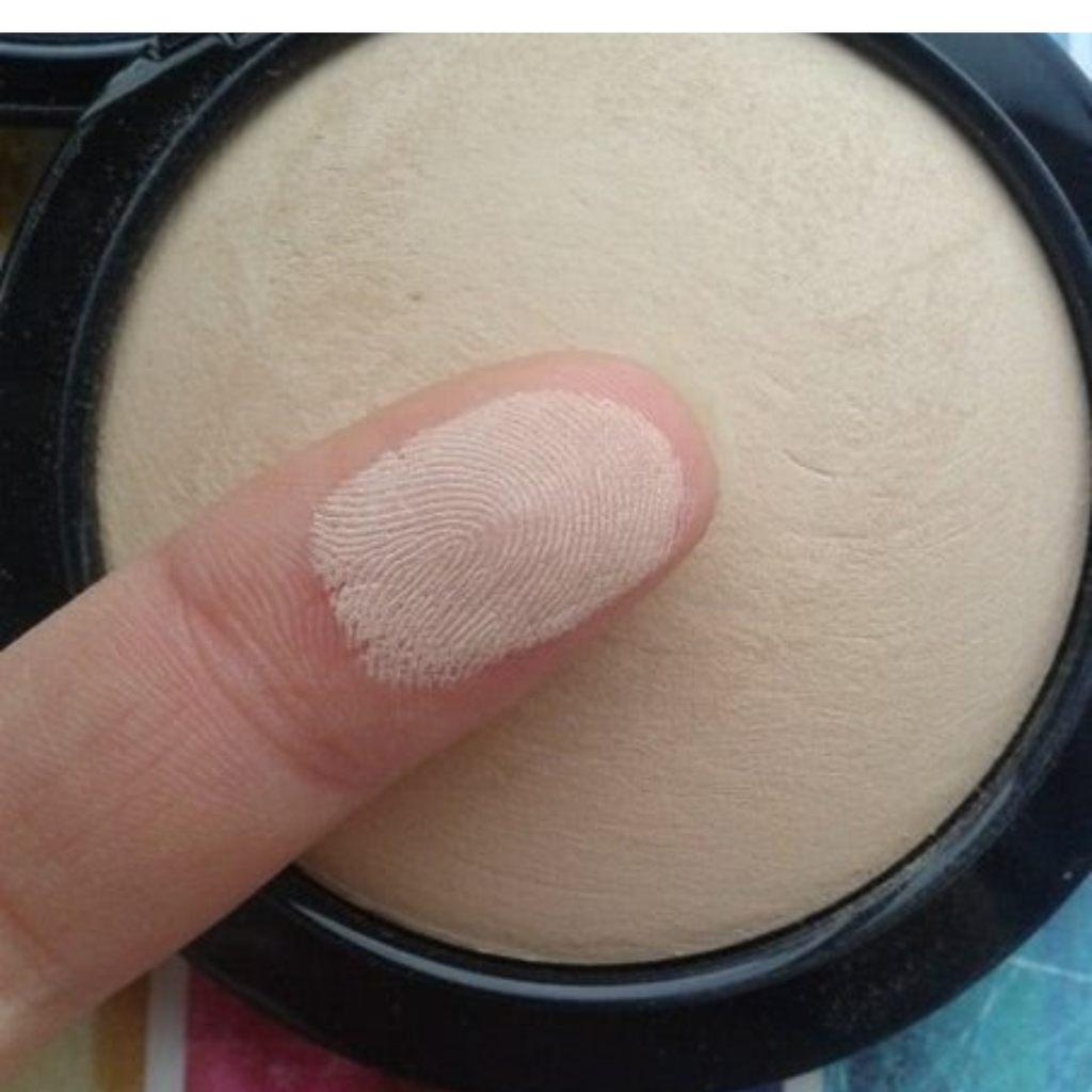 MAC Mineralize Skinfinish  Face Powder