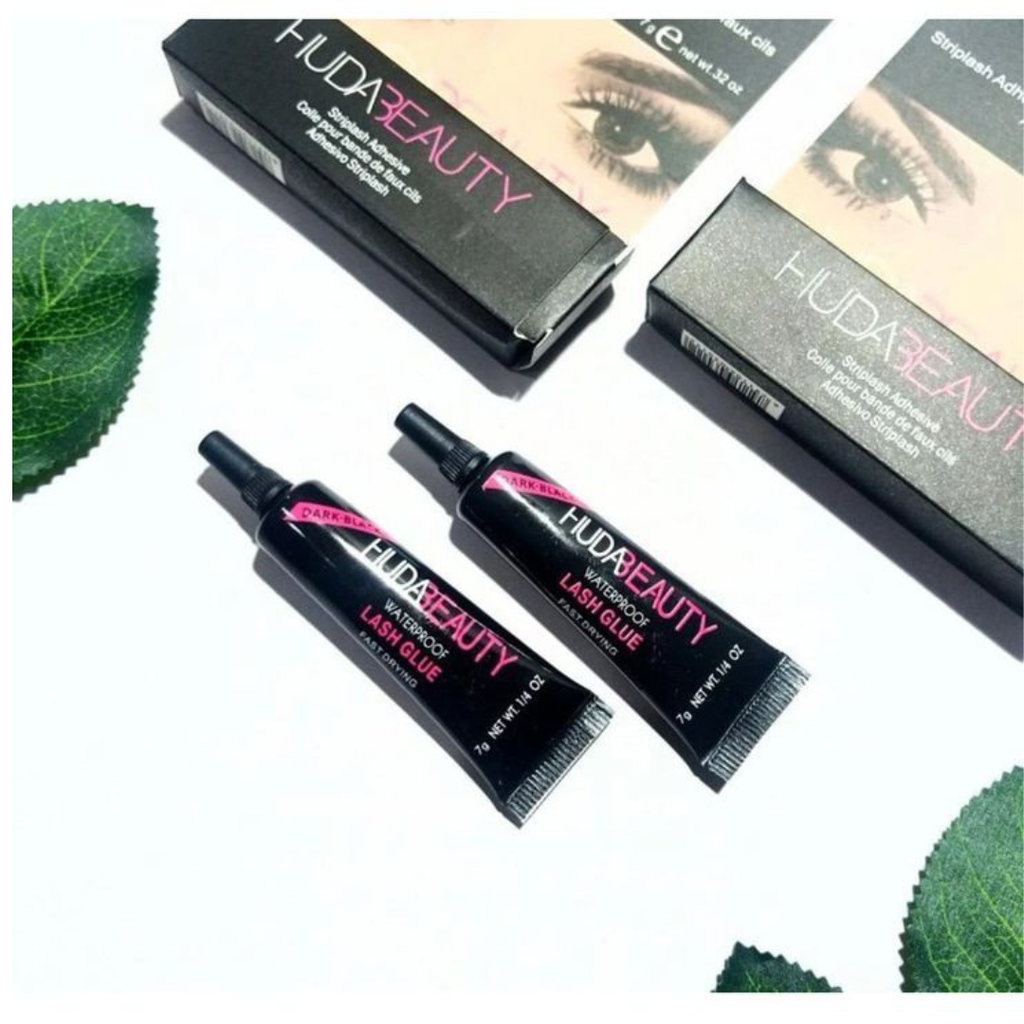 Huda Beauty  Dark-Tone  Lashes  Glue