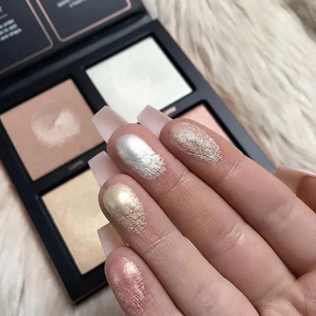 Huda Beauty 3D Highlighter
