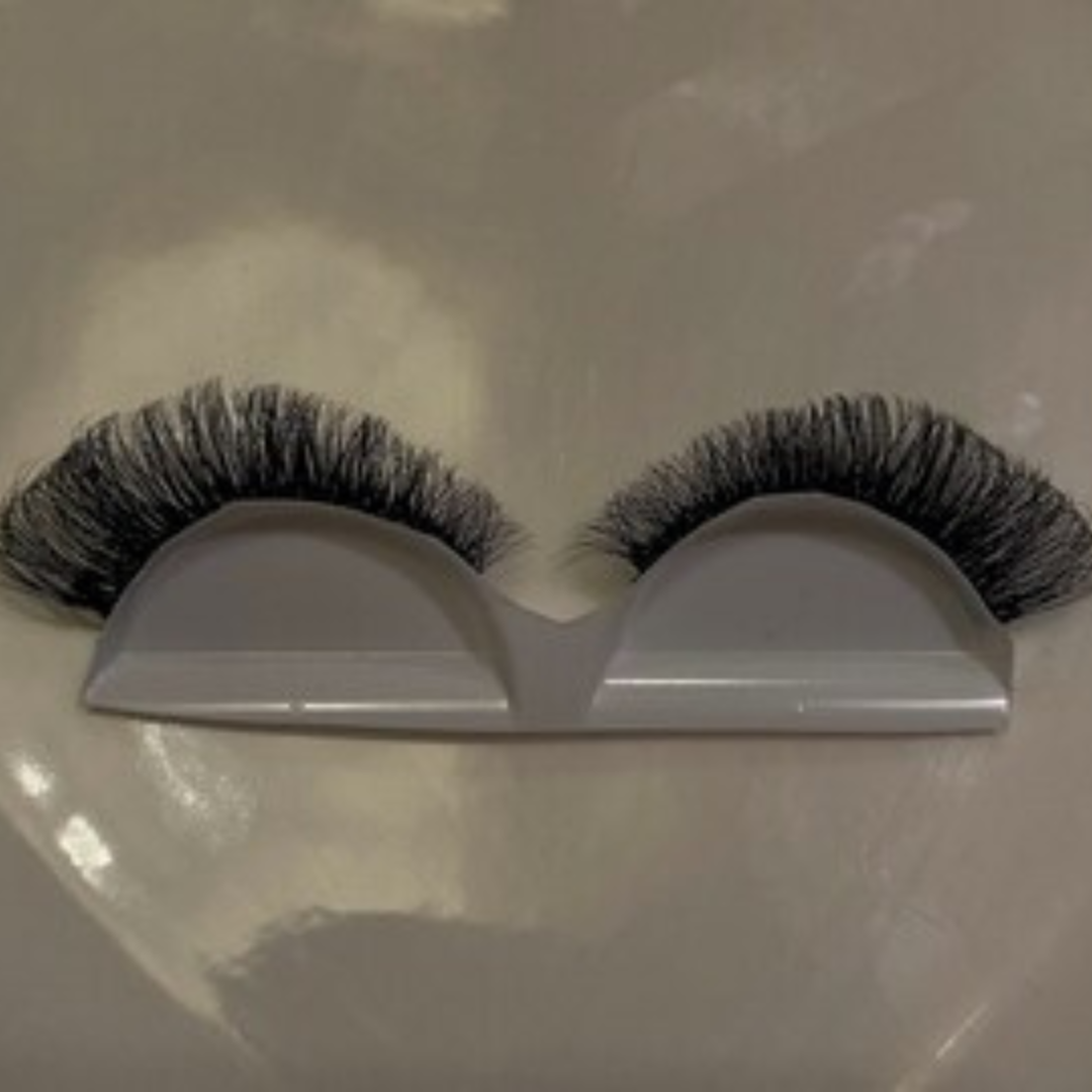 Maxfactor  Looking  Good  Eye Lashes