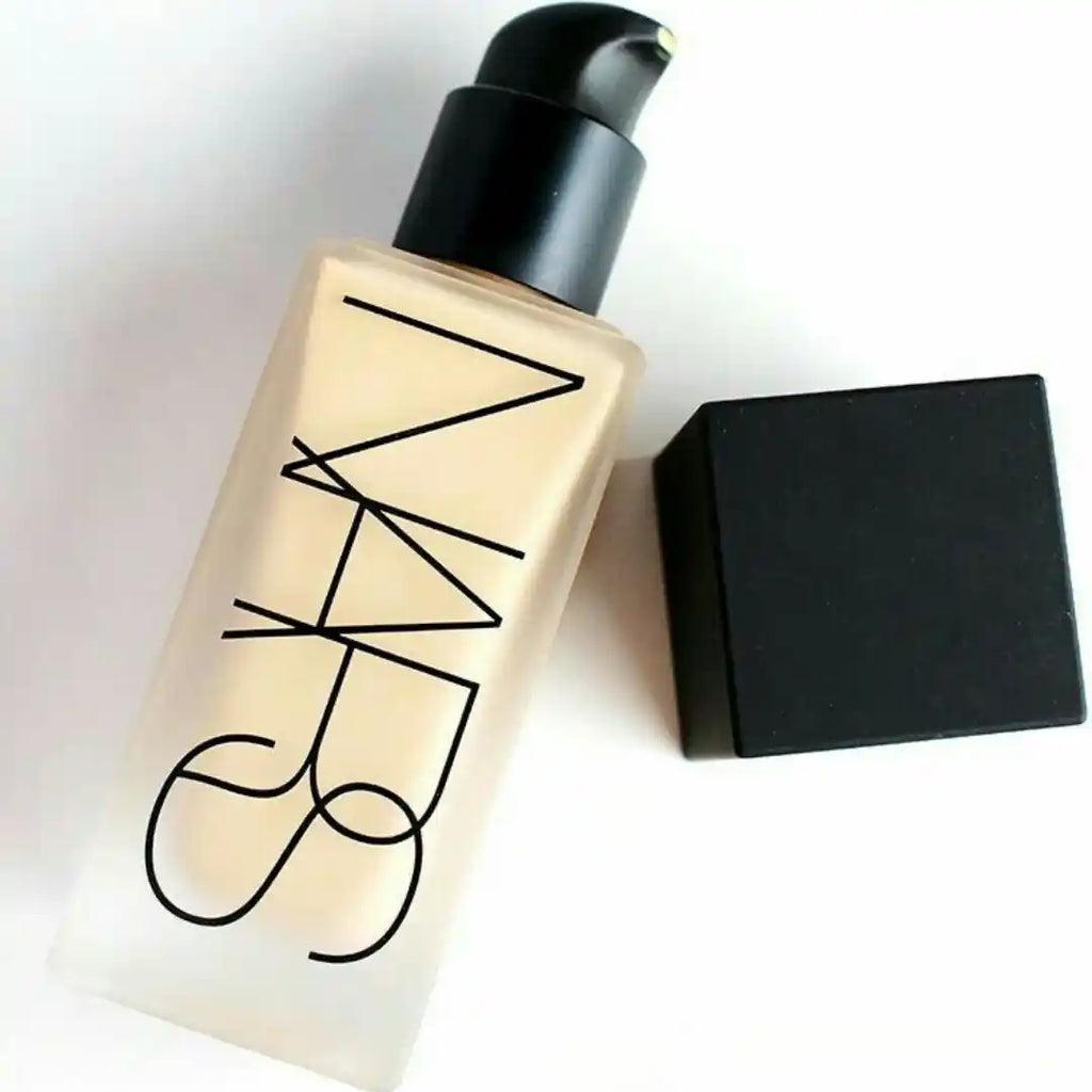 All Day Luminous Weightless Foundation NARS Cosmetics