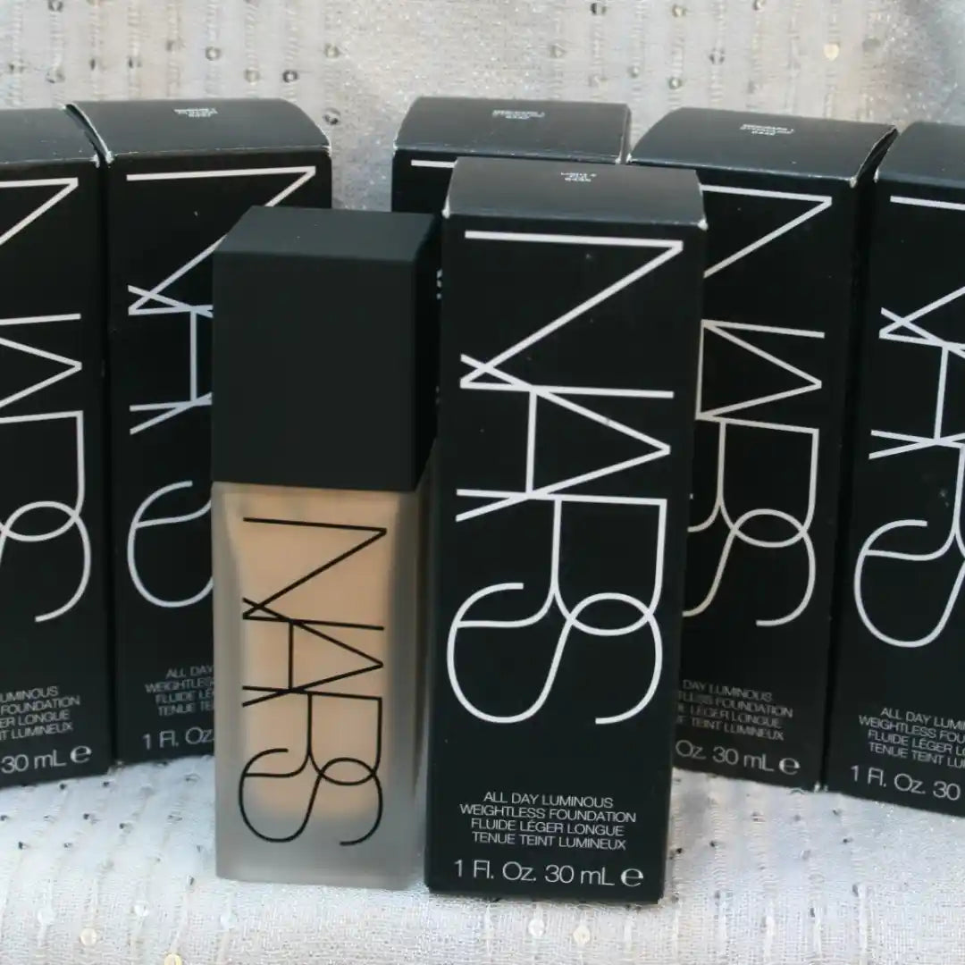 All Day Luminous Weightless Foundation NARS Cosmetics