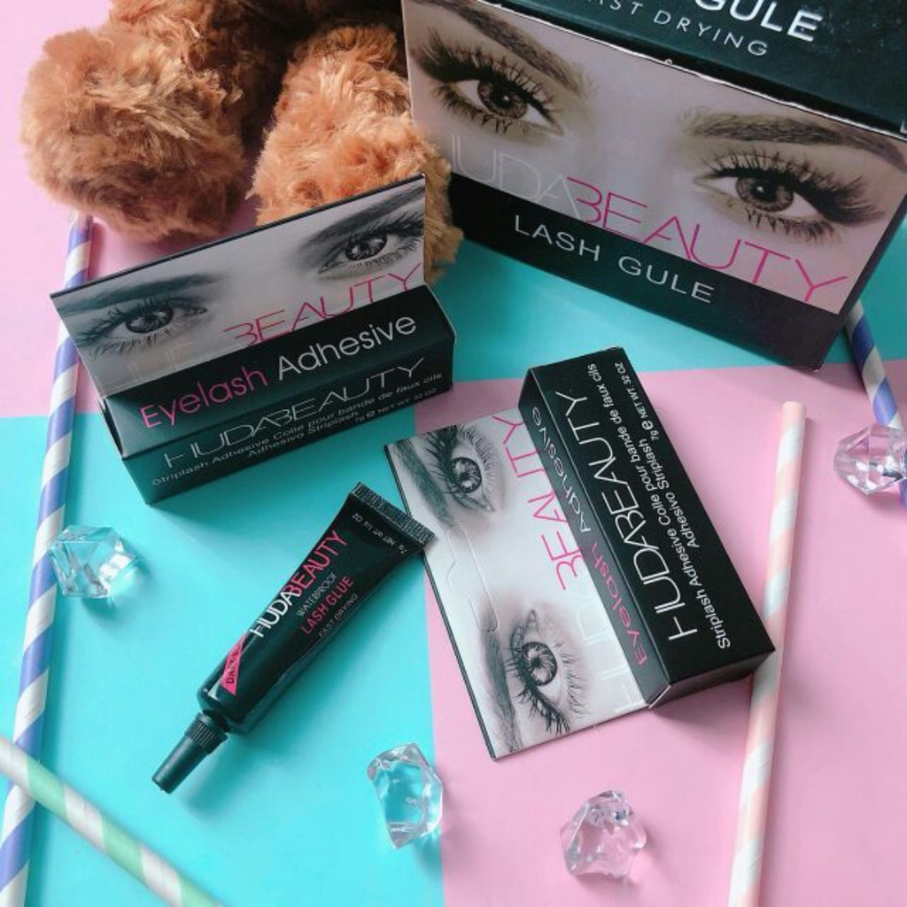 Huda Beauty  Dark-Tone  Lashes  Glue