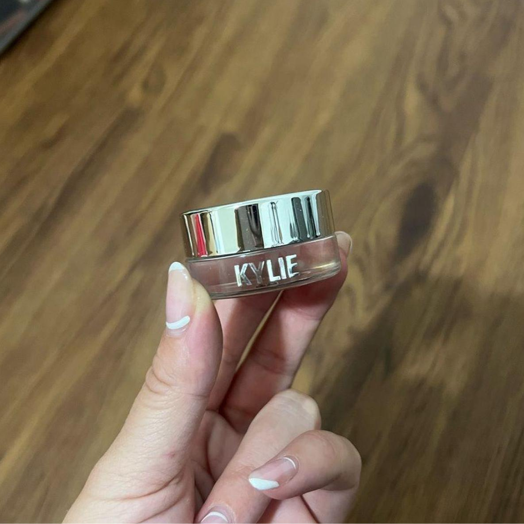 Kylie Jel Eyeliner Golden plum