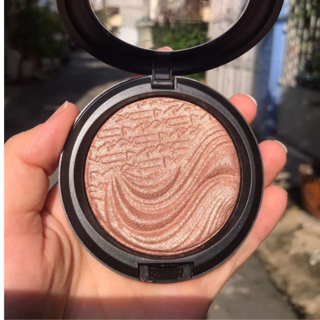 Mac Extra Dimension SkinFinish Pouder Lumiere AB9 Mediurn Plus Blush