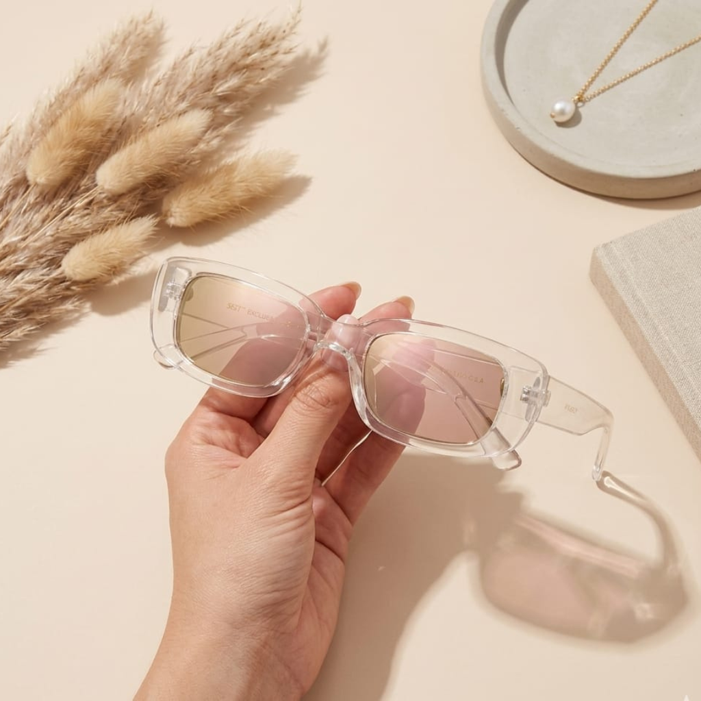 Rectangular sunglasses