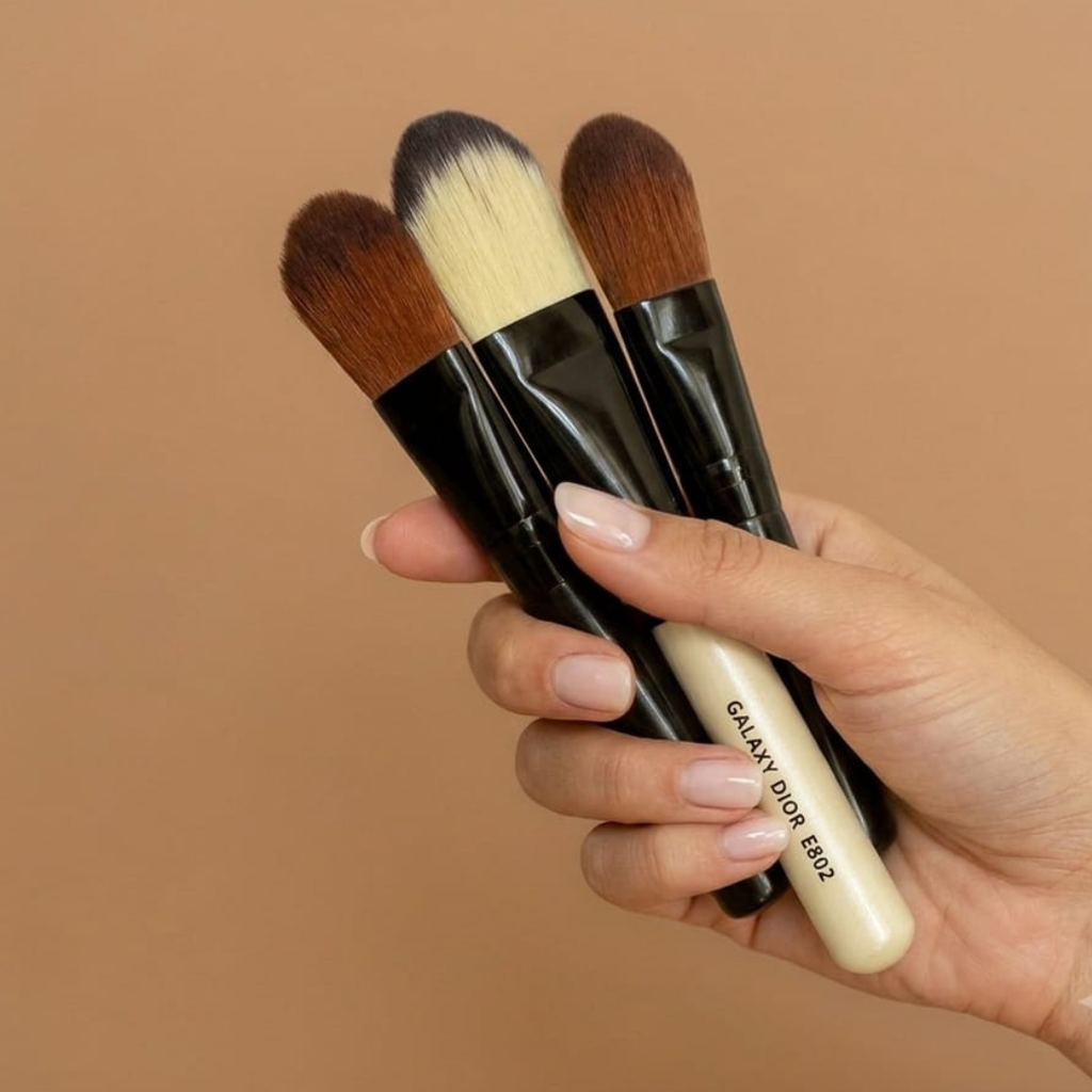 Dior E802 makeup brushes