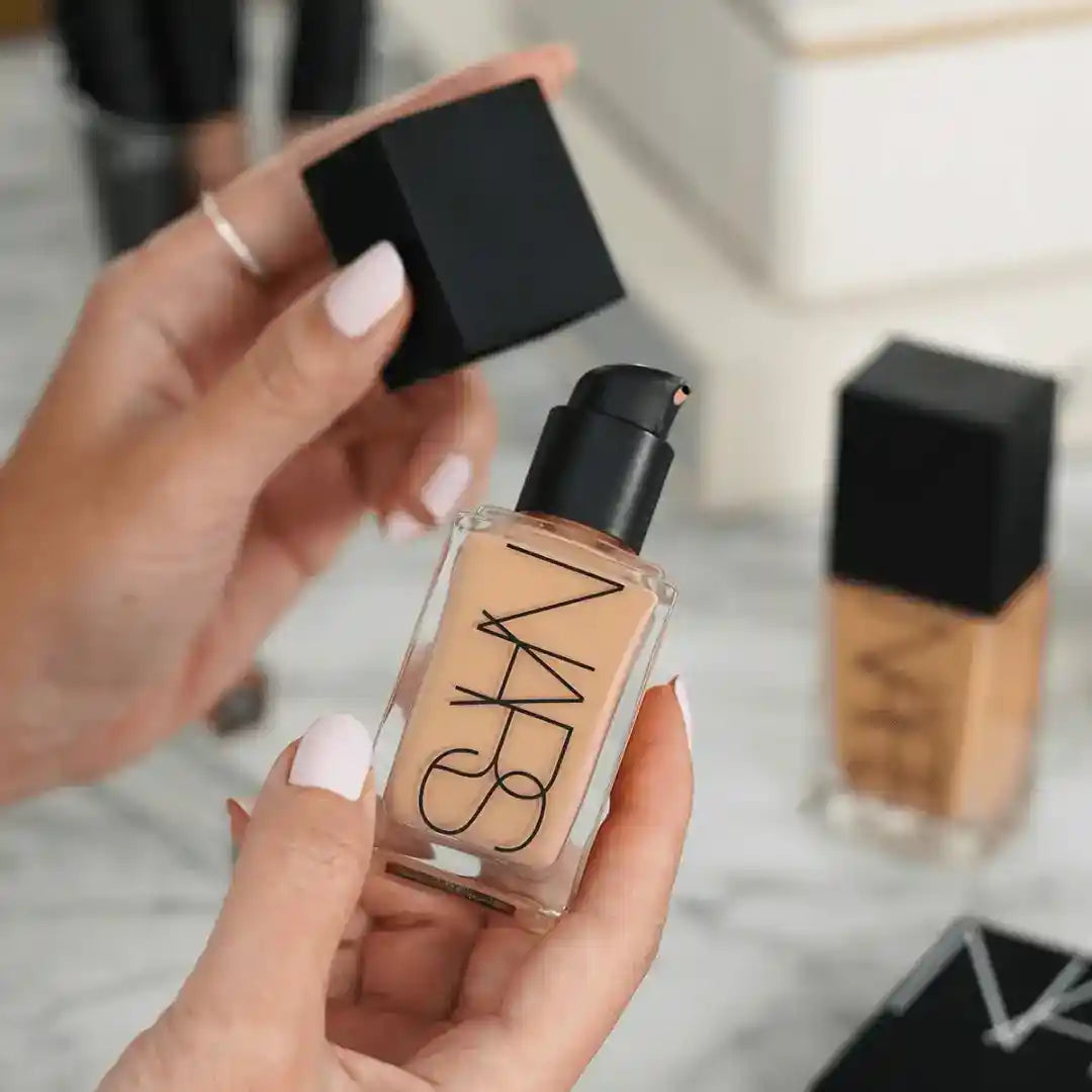 NARS light reflecting foundation