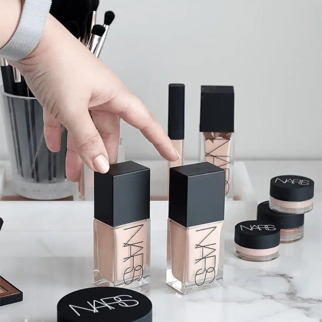 NARS light reflecting foundation