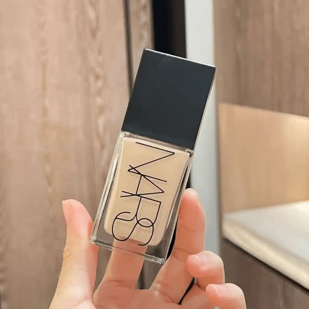 NARS light reflecting foundation