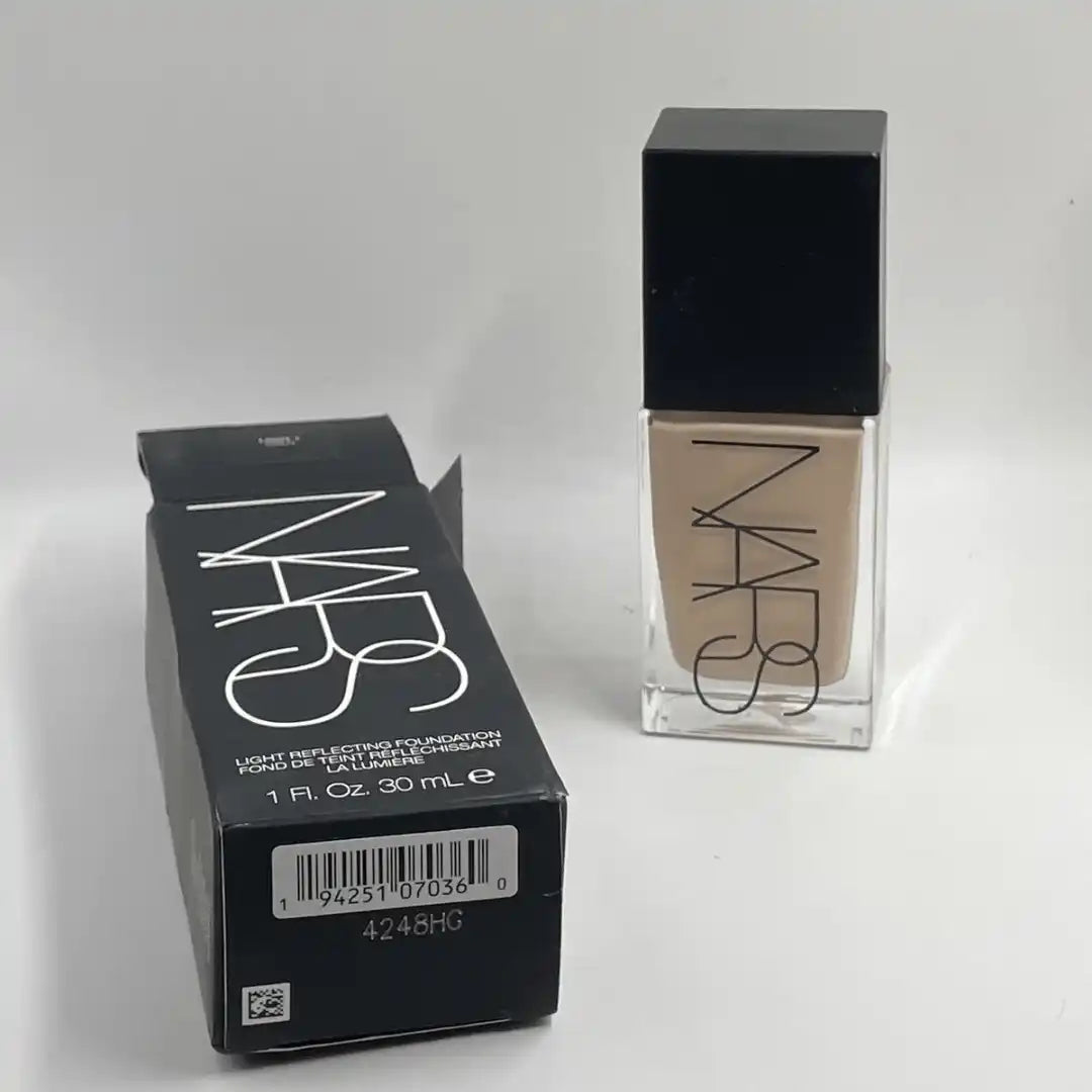 NARS light reflecting foundation