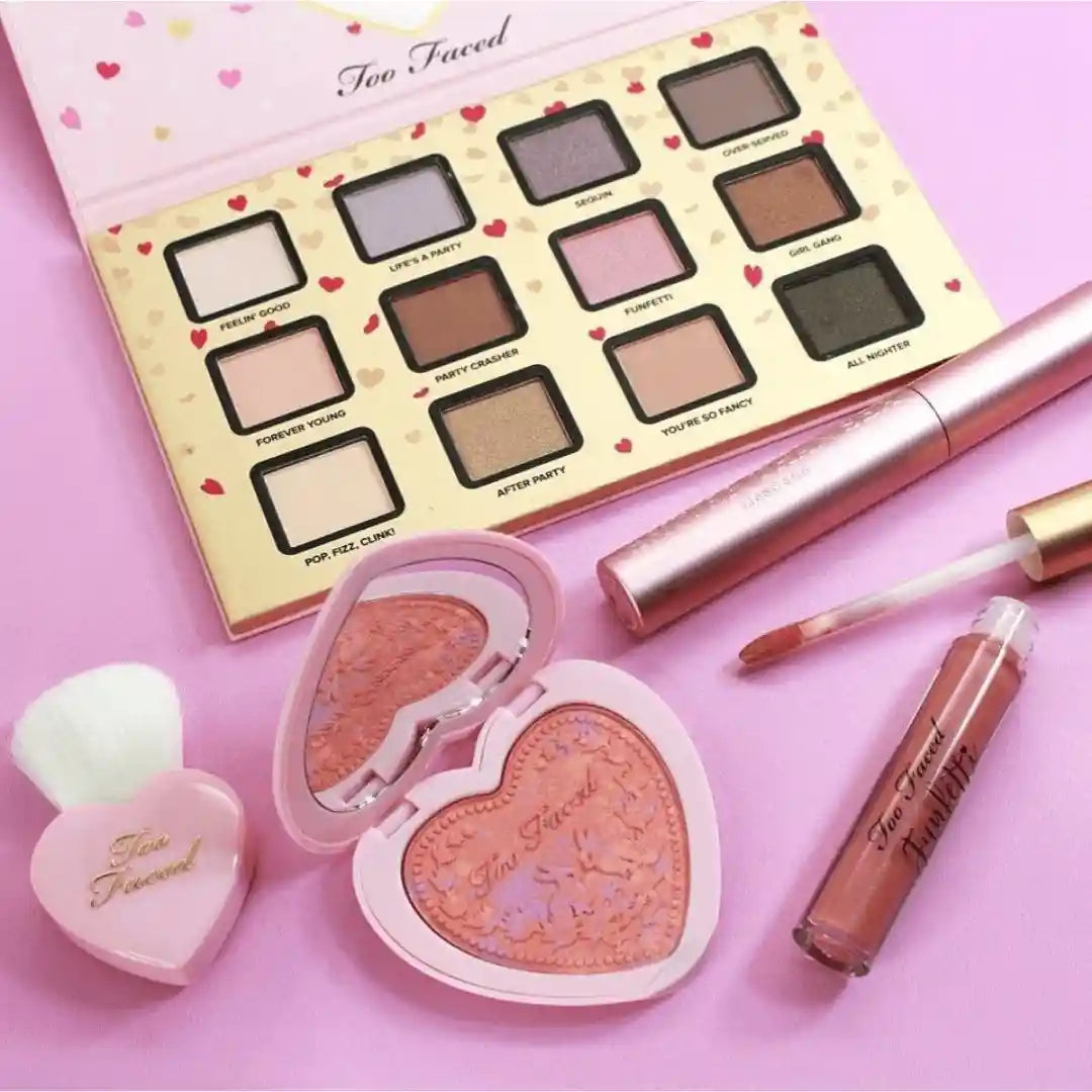 Too Faced Fun felt  Eyeshadow Palette