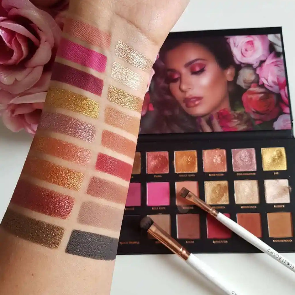 Huda Beauty Rose Gold Eyeshadow palette