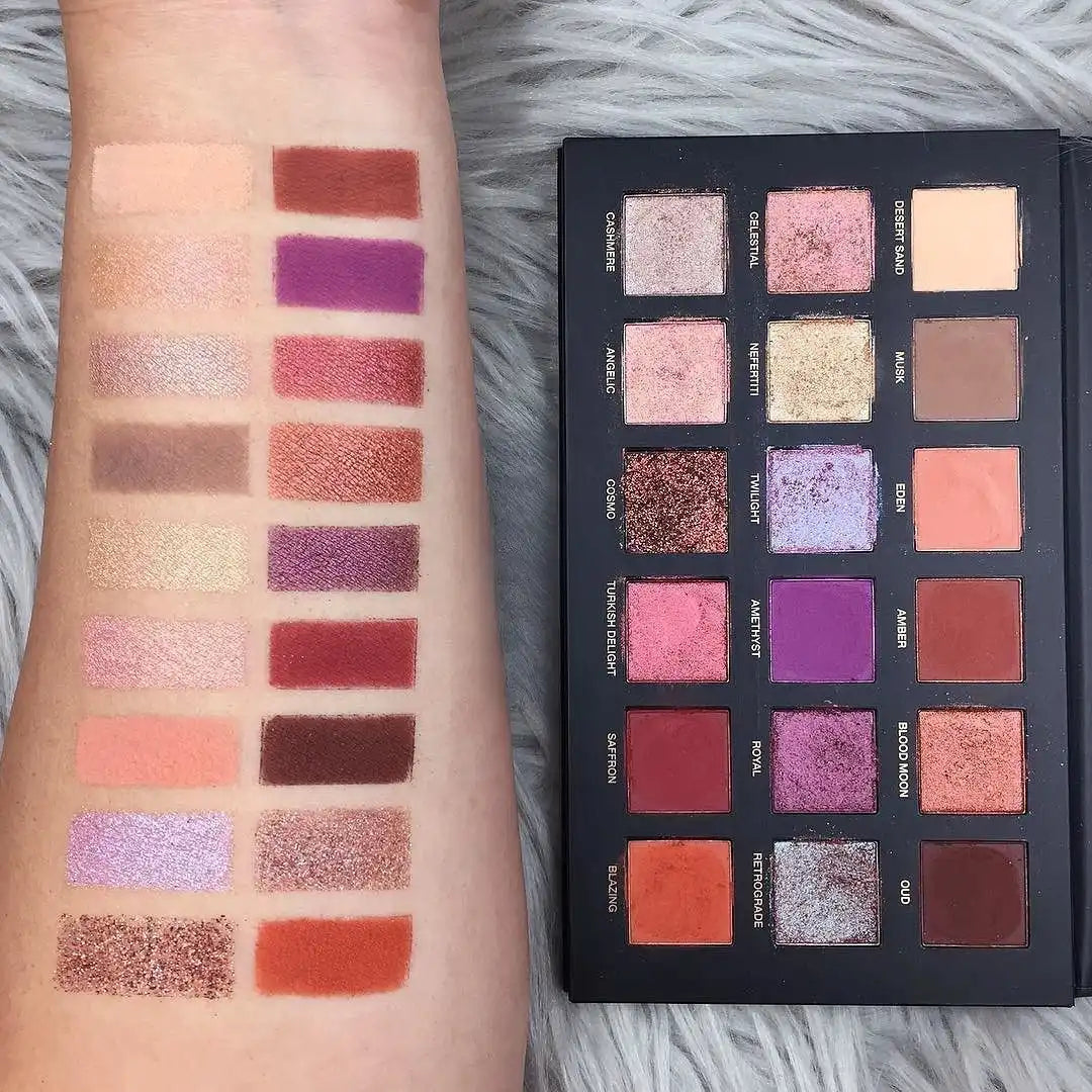 Huda Beauty Desert Dusk Eyeshadow Palette