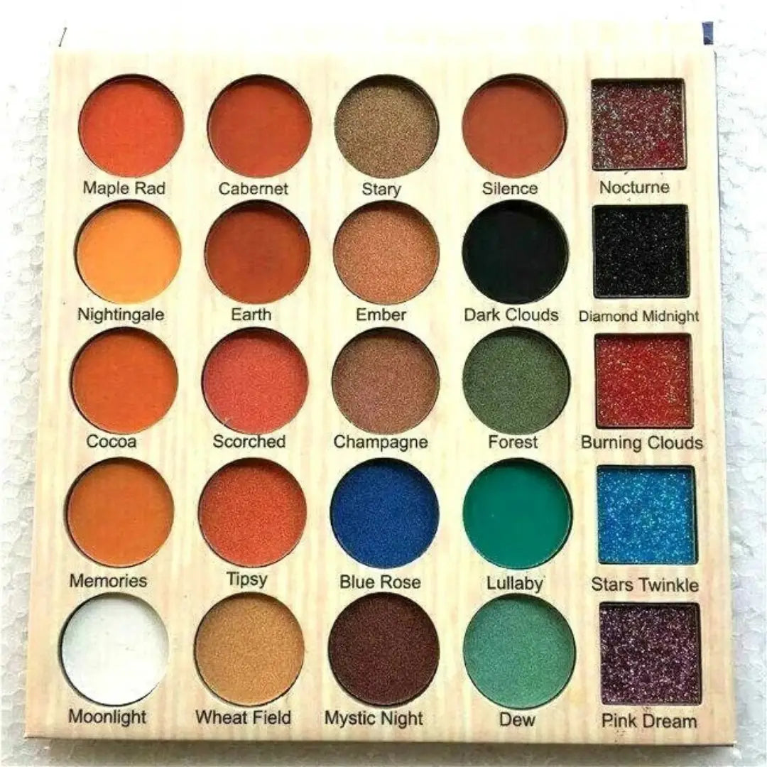 Cle of cosmetic Eyeshadow Palette
