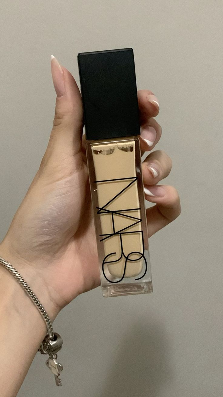 Nars Natural Radiant Longwear