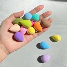 Mini beauty blender