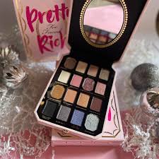 Too Faced Pretty Rich Eyeshadow Palette