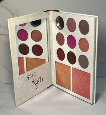 Kylie Cosmetics: Kylie’s Diary Palette Eyeshadows