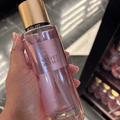 Victoria’s Secret Velvet Petals Shimmer - Cosmera.store